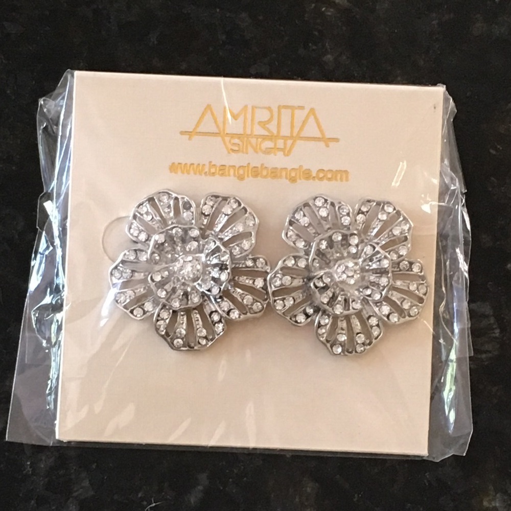 Crystal floral earrings